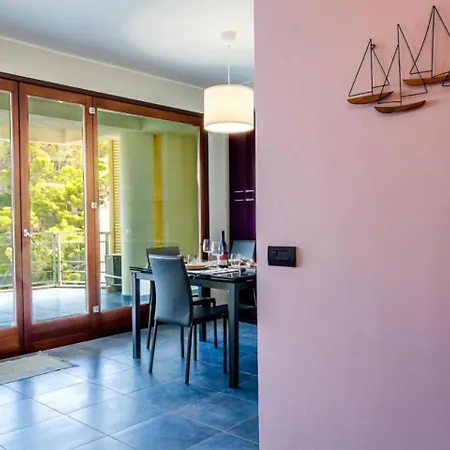 Mazzaro Boutique 2 *